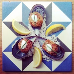 Croquetas de mejillones tigre